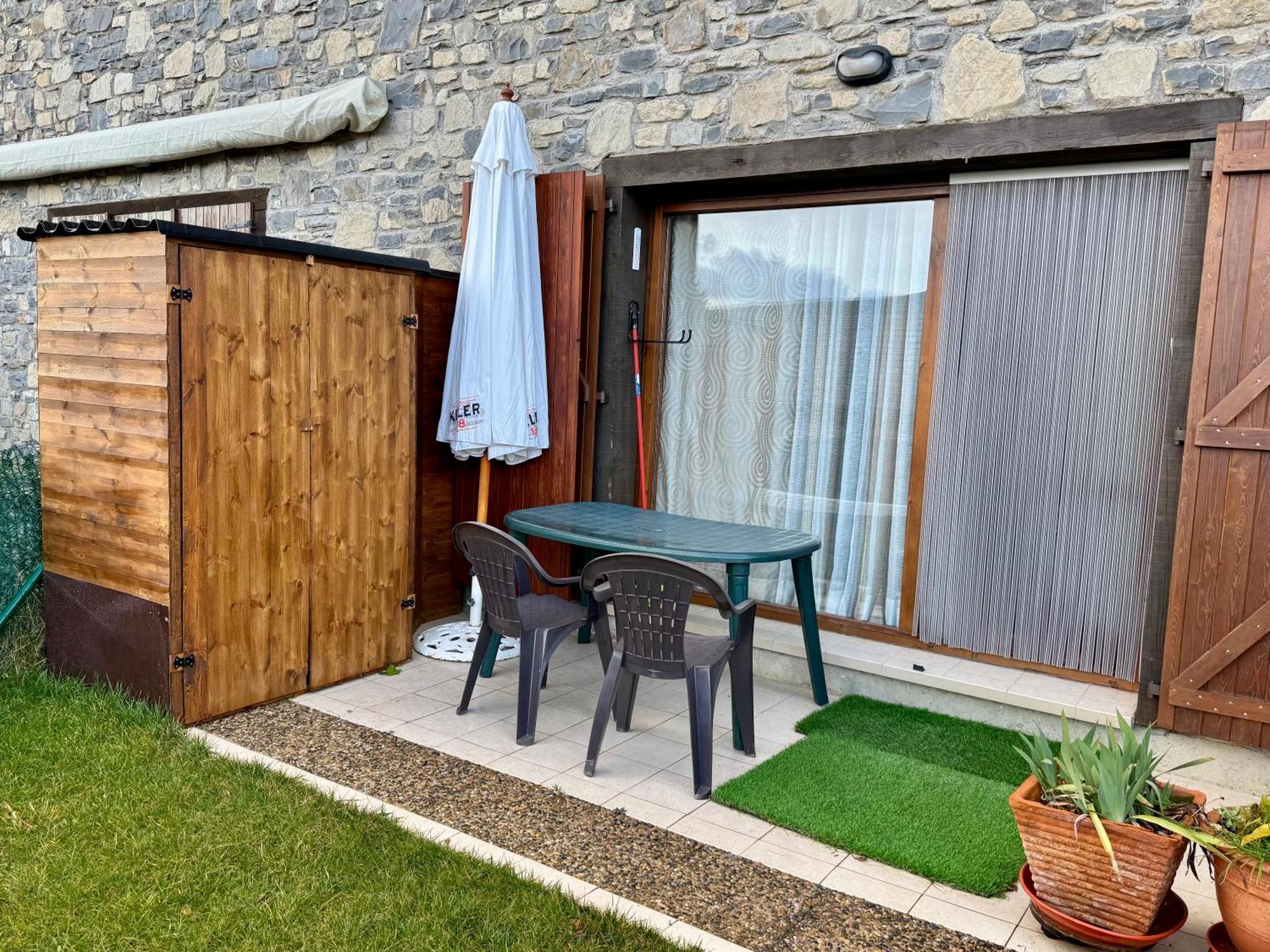 Duplex Altos De Santiago Jardin Apartment Villanua Luaran gambar